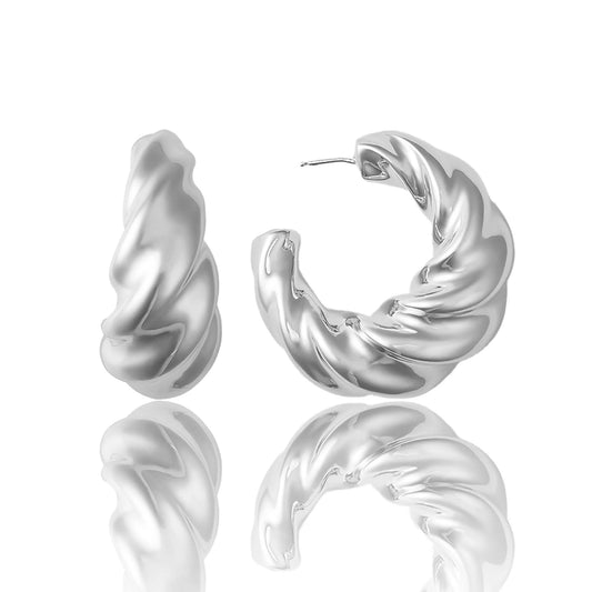 Croissant twist J-Hoop Earrings-20mm