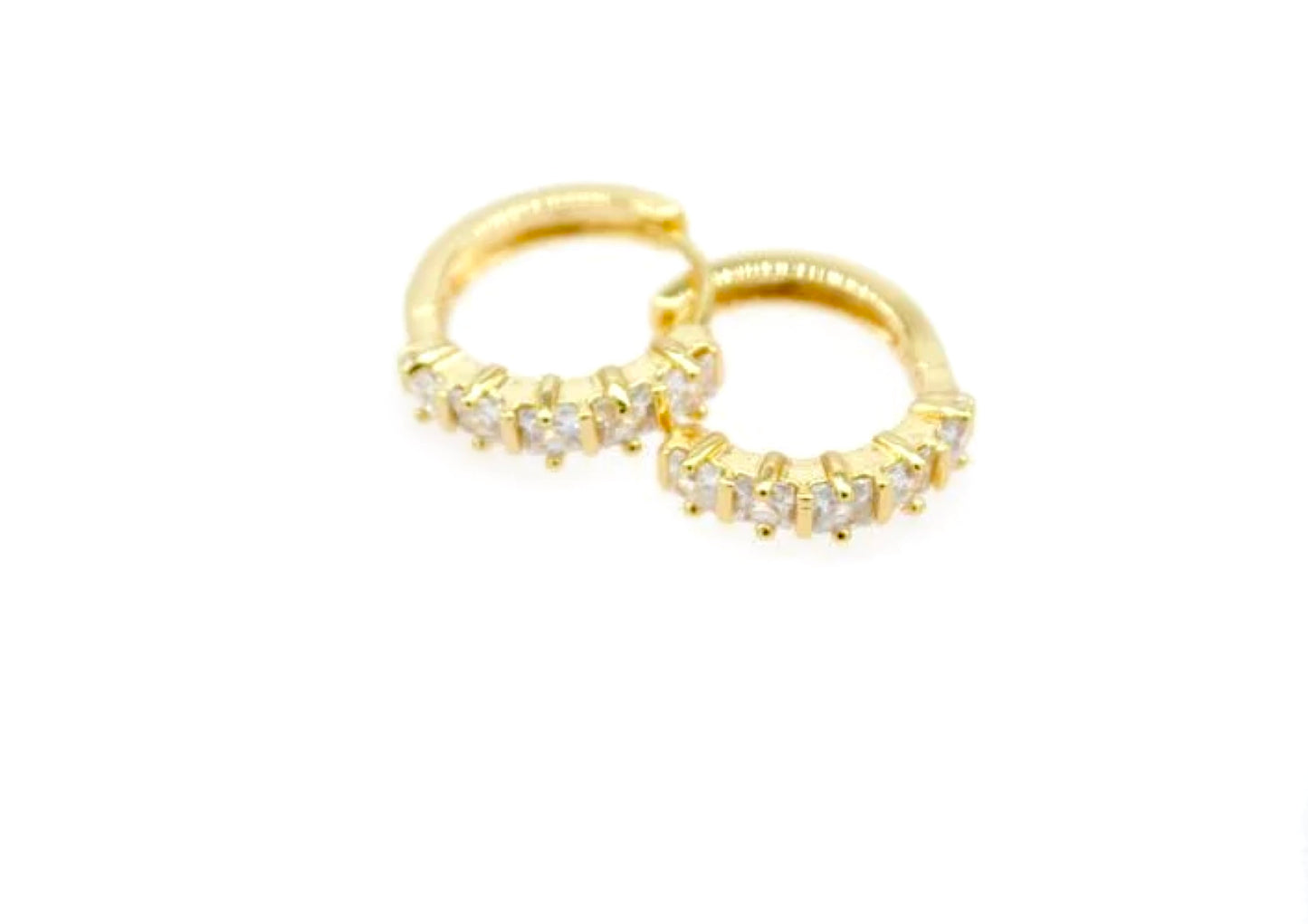 Huggie Earrings With Square Diamonds